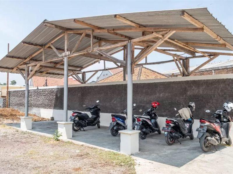 Reddoorz Syariah At Sudirman Street Garut Hotel Eksteriør billede